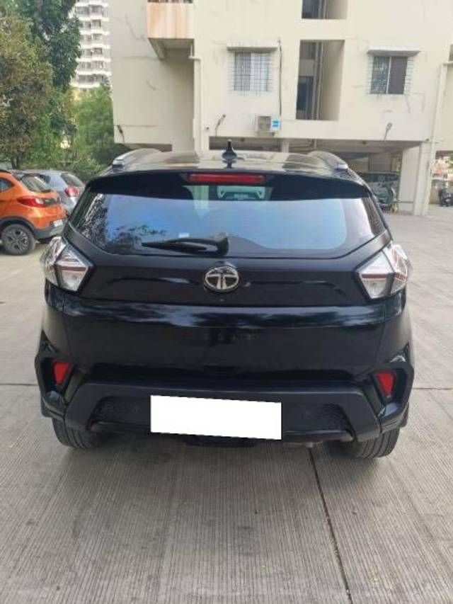 https://images10.gaadi.com/usedcar_image/4512266/original/processed_c189267b-993f-41e3-bcea-d12241453fec.jpeg?imwidth=6401