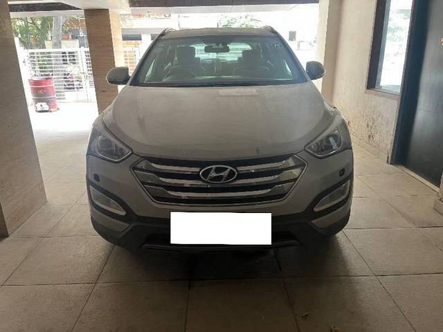https://images10.gaadi.com/usedcar_image/4512288/original/processed_39f1eac5-7ba1-415e-aab2-0c6466c6cb1c.jpeg?imwidth=6402