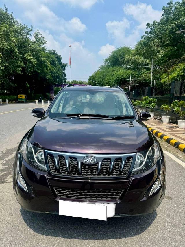 https://images10.gaadi.com/usedcar_image/4512290/original/processed_5d63fbc8-1843-4e1e-baf5-012ac51ac1fa.jpeg?imwidth=6402