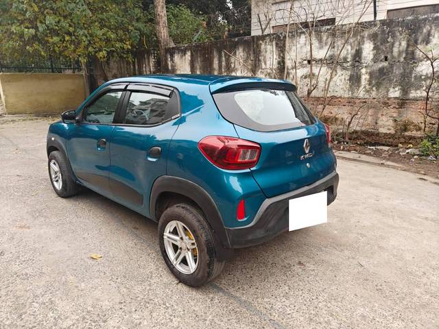 https://images10.gaadi.com/usedcar_image/4512377/original/processed_52af93115fab6d4921c46c6765c1ddb7.jpg?imwidth=6402