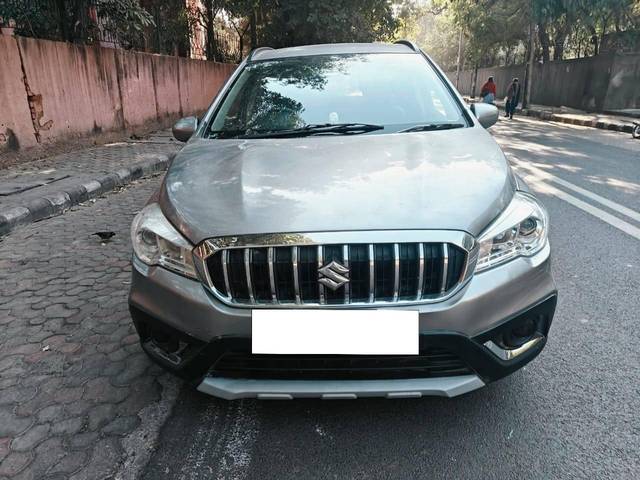 https://images10.gaadi.com/usedcar_image/4512391/original/processed_bdf8cc001b3ed84a1a1b84432ecb72fd.jpg?imwidth=6402