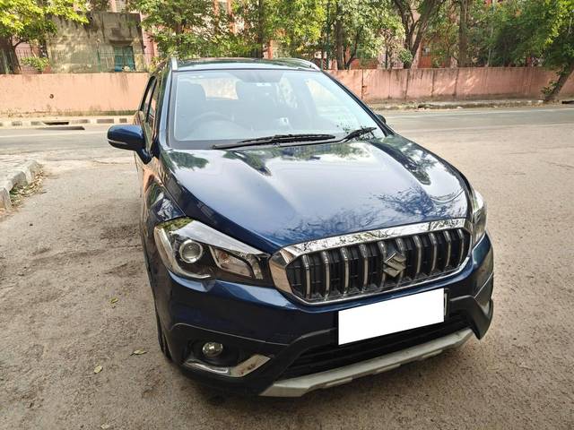 https://images10.gaadi.com/usedcar_image/4512392/original/processed_23049dcdf51055077a58aa67807de907.jpg?imwidth=6400