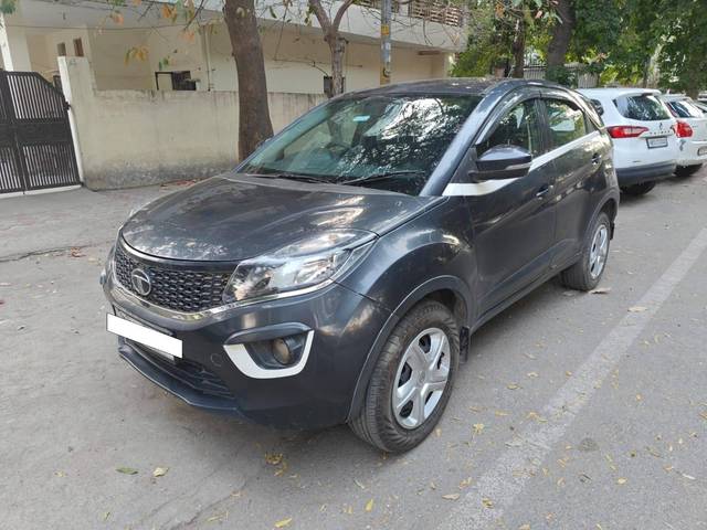 https://images10.gaadi.com/usedcar_image/4512393/original/processed_f923b738e880c30837dfc0bc0e79fa57.jpg?imwidth=6402