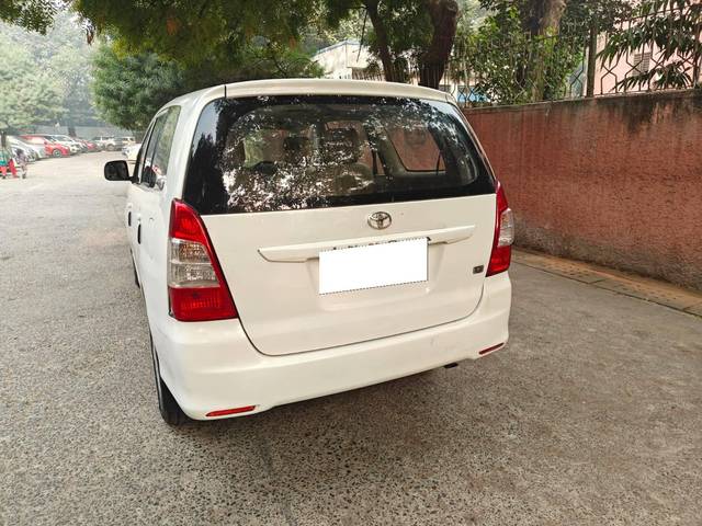 https://images10.gaadi.com/usedcar_image/4512395/original/processed_fc8329d9947d6f889aa10bd09bd008d0.jpg?imwidth=6402