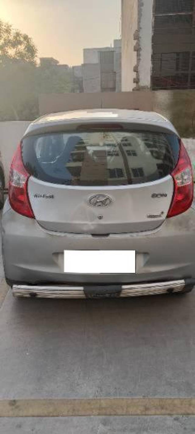 https://images10.gaadi.com/usedcar_image/4512412/original/processed_30da5dea-71e7-4ff7-988e-798d19da8ee3.jpg?imwidth=6400