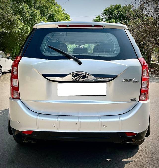 https://images10.gaadi.com/usedcar_image/4512428/original/processed_90b087068f4bfc54d3627ef3c91c7ca8.jpg?imwidth=6401