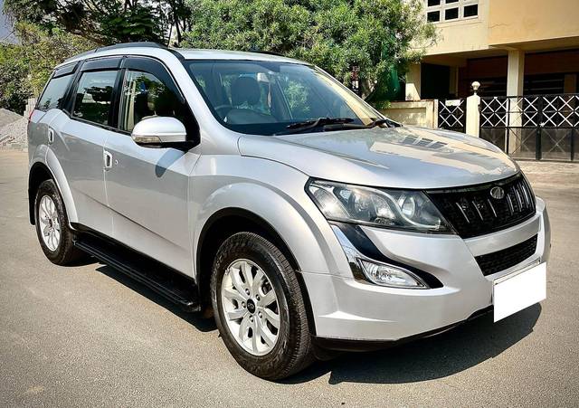 https://images10.gaadi.com/usedcar_image/4512428/original/processed_ab29b3bed38debcd0b8b156599f53611.jpg?imwidth=6400