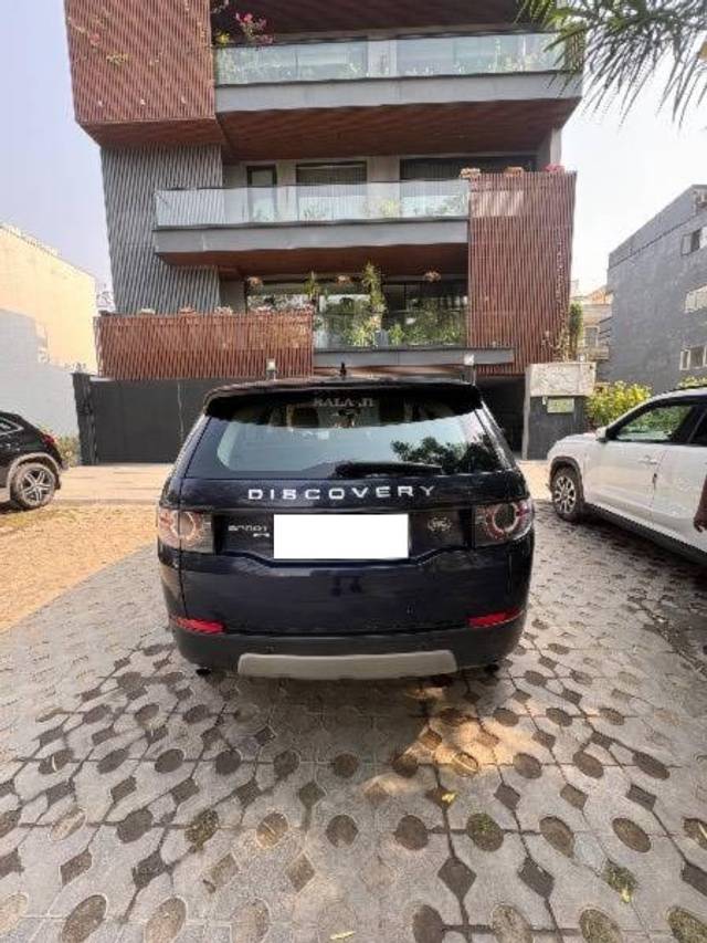 https://images10.gaadi.com/usedcar_image/4512454/original/processed_56818217-f6e6-4336-bdb8-c7d5d3ee1113.jpeg?imwidth=6401