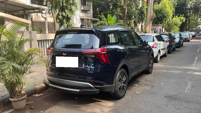 https://images10.gaadi.com/usedcar_image/4512459/original/processed_f2c1ba50-a7d8-44dd-ae99-26d3905eac4f.jpeg?imwidth=6400