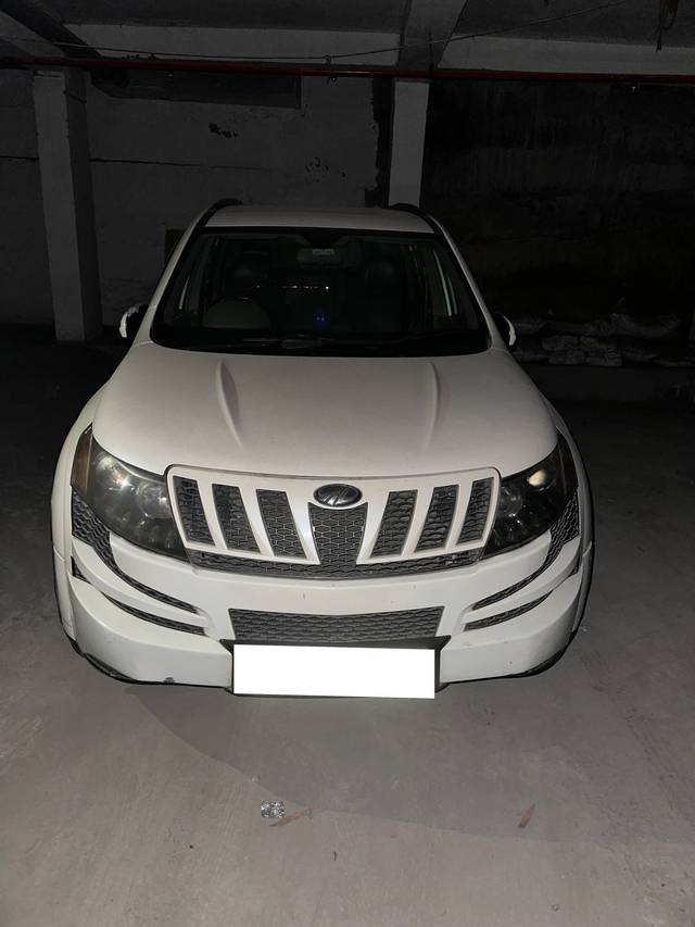 https://images10.gaadi.com/usedcar_image/4512462/original/processed_da29f453-60dc-4736-8ed5-63ef60396fdf.jpeg?imwidth=6402