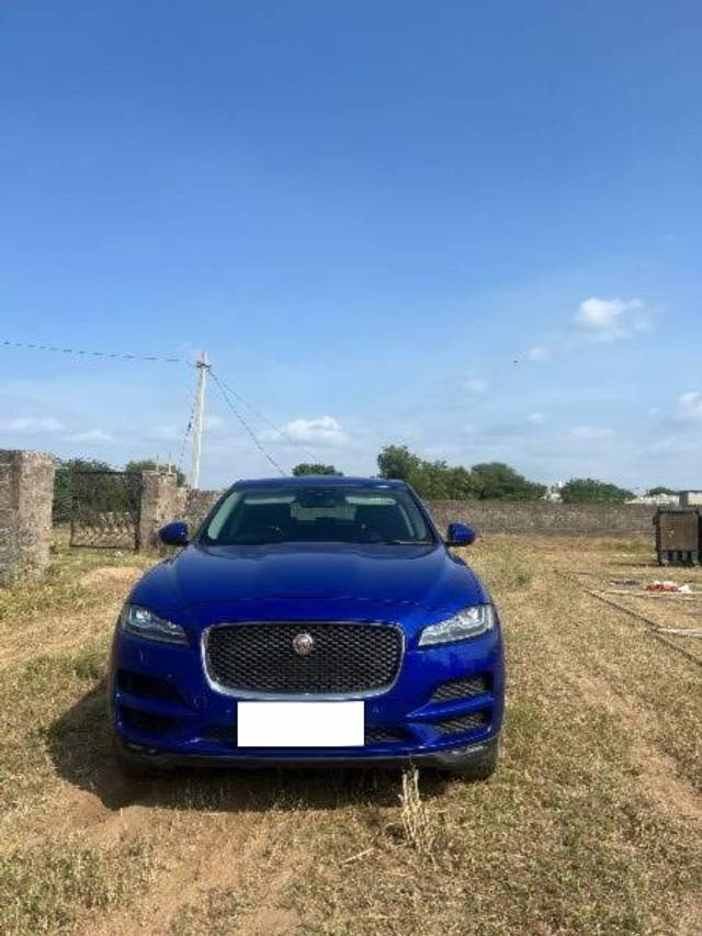 https://images10.gaadi.com/usedcar_image/4512463/original/processed_10ddef60-0c80-4d3e-846a-7d5ce26536f0.jpeg?imwidth=6401