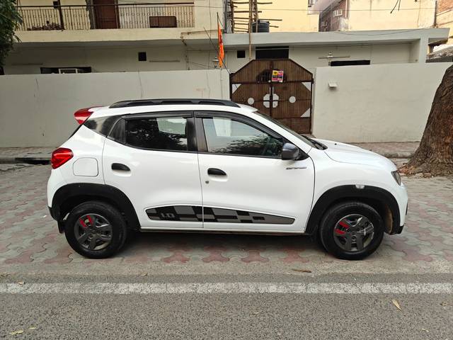 https://images10.gaadi.com/usedcar_image/4512501/original/61b76afdd6032011ed85a1f2e5cf8641.jpg?imwidth=6401