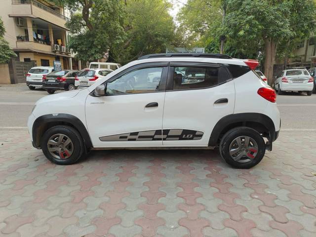 https://images10.gaadi.com/usedcar_image/4512501/original/processed_369ff3ad9c21238459707df623fd2f15.jpg?imwidth=6402