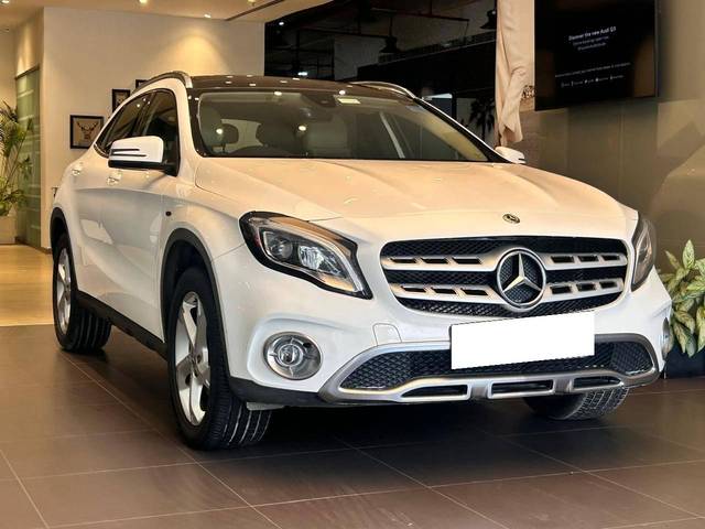 https://images10.gaadi.com/usedcar_image/4512506/original/processed_a626fbd5a227897129cd7004d8028933.jpeg?imwidth=6400