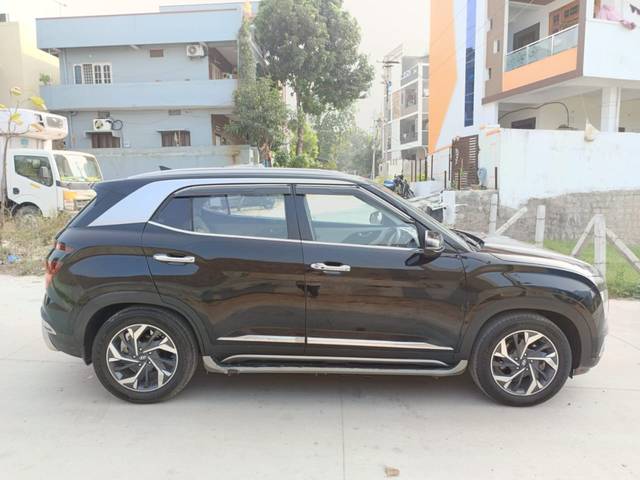 https://images10.gaadi.com/usedcar_image/4512507/original/d7080e120b1e4dc1e400e993b84f5a62.jpg?imwidth=6401
