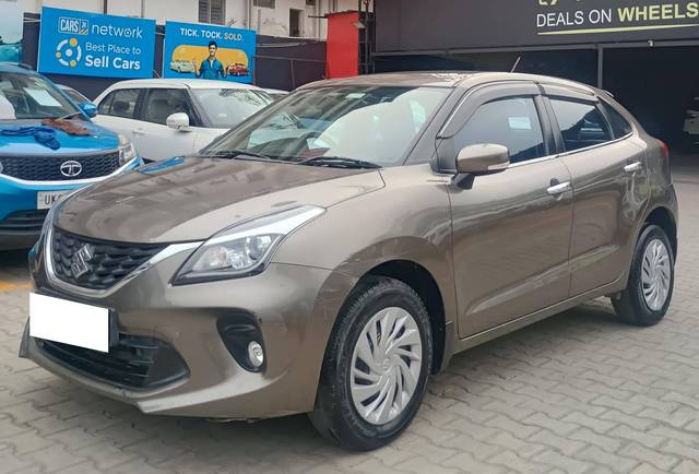 https://images10.gaadi.com/usedcar_image/4512516/original/processed_94e69f1ba0fbf41cf599725de3aec773.jpg?imwidth=6402