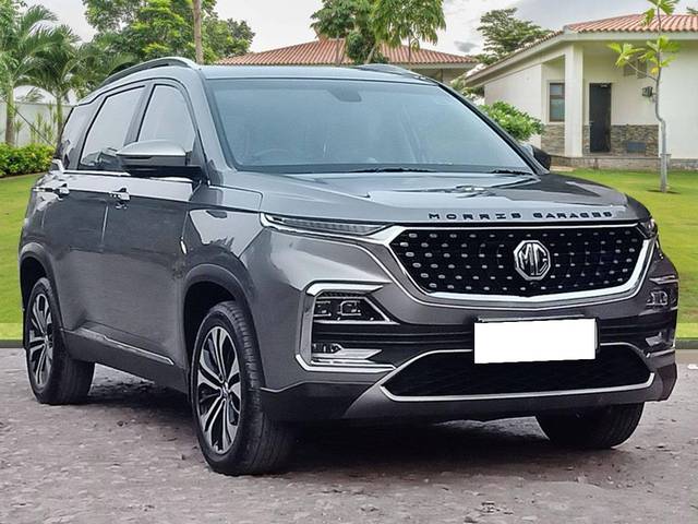 https://images10.gaadi.com/usedcar_image/4512529/original/processed_995ef28903ad981b181122ce9d3c3f75.jpg?imwidth=6400
