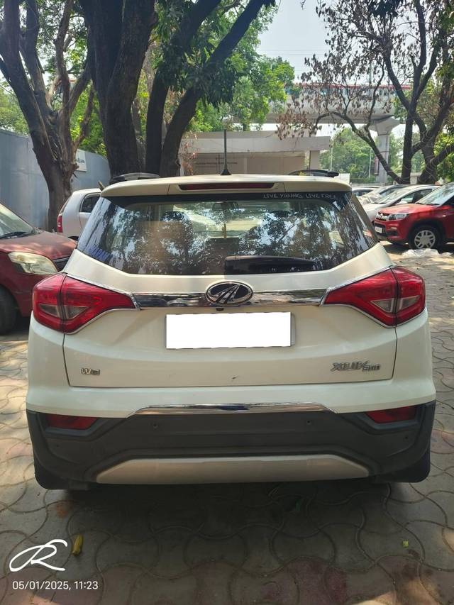 https://images10.gaadi.com/usedcar_image/4512530/original/processed_9bd43a55847bfe982de10150dde7547d.jpg?imwidth=6401