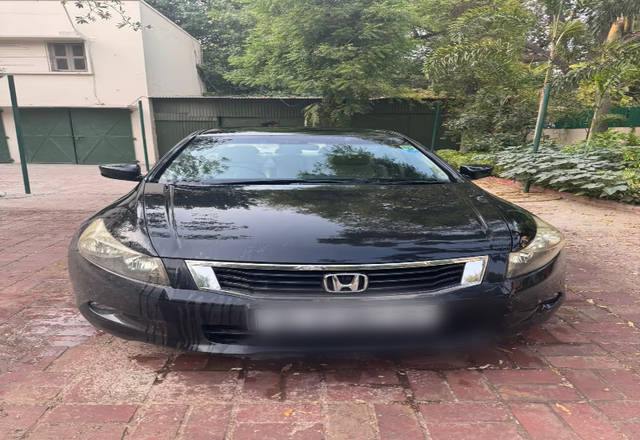 https://images10.gaadi.com/usedcar_image/4512541/original/1cc25e70-b736-450d-8ab6-95b77fd77481.?imwidth=6400
