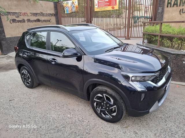 https://images10.gaadi.com/usedcar_image/4512554/original/processed_40098f76f336325656a4445899395ae2.jpg?imwidth=6400