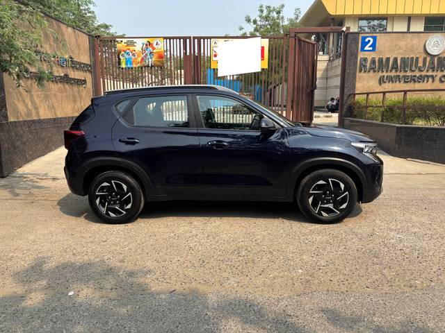 https://images10.gaadi.com/usedcar_image/4512554/original/processed_d80490dea805964a3edef772e6568b15.jpg?imwidth=6401
