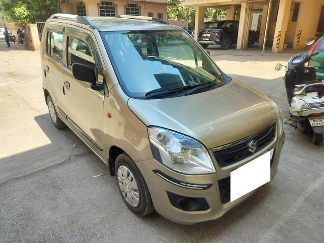 https://images10.gaadi.com/usedcar_image/4512574/original/processed_56377958516e88f9cf78033814379ab9.jpg?imwidth=6400