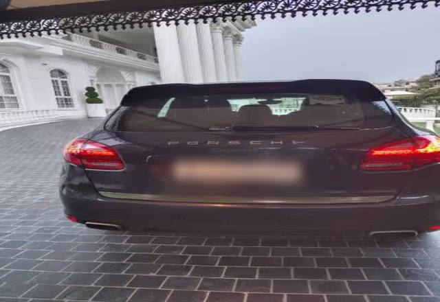 https://images10.gaadi.com/usedcar_image/4512583/original/c81cd6ea-36ef-47b7-846f-a9fc0ebca094.?imwidth=6402
