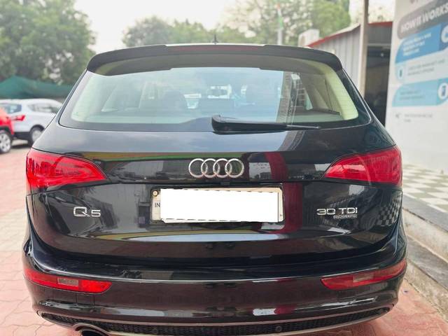 https://images10.gaadi.com/usedcar_image/4512587/original/processed_23765a6c01600b0476b89a4470b6b394.jpg?imwidth=6402