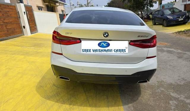 https://images10.gaadi.com/usedcar_image/4512591/original/processed_cc4b86f47ba20fccc7b329e80f6ee3a4.jpeg?imwidth=6402