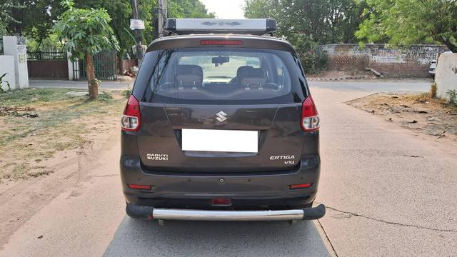https://images10.gaadi.com/usedcar_image/4512602/original/processed_618a8df9c50688dec9192f34a47148b5.jpg?imwidth=6402