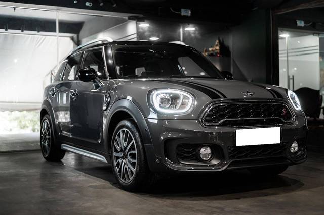 https://images10.gaadi.com/usedcar_image/4512619/original/processed_77a021281953ee52489b20cae5564cd6.jpg?imwidth=6400