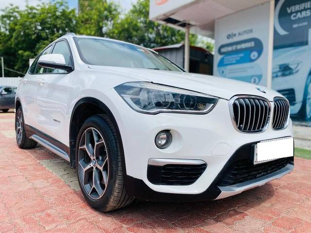 https://images10.gaadi.com/usedcar_image/4512621/original/processed_9736bf1ca81219f4fe35617913a5c75c.jpg?imwidth=6400