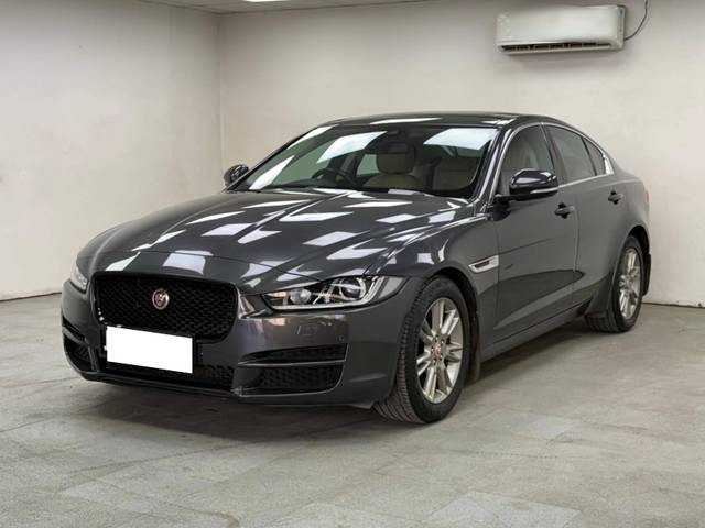 https://images10.gaadi.com/usedcar_image/4512629/original/processed_cf1cc14cb0b3bd7f5fe9005832586f1c.jpg?imwidth=6402