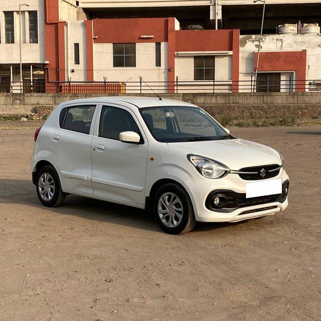 https://images10.gaadi.com/usedcar_image/4512636/original/processed_8109bdc1dc960743a6f4454d5aff6d15.jpg?imwidth=6400