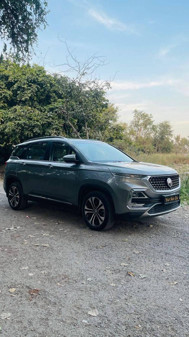 https://images10.gaadi.com/usedcar_image/4512684/original/processed_bcf418447597828d1c50c211be35e6a2.jpg?imwidth=6400