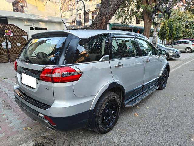 https://images10.gaadi.com/usedcar_image/4512687/original/processed_7af1210f446b3d9989fb0444ce727d54.jpg?imwidth=6401