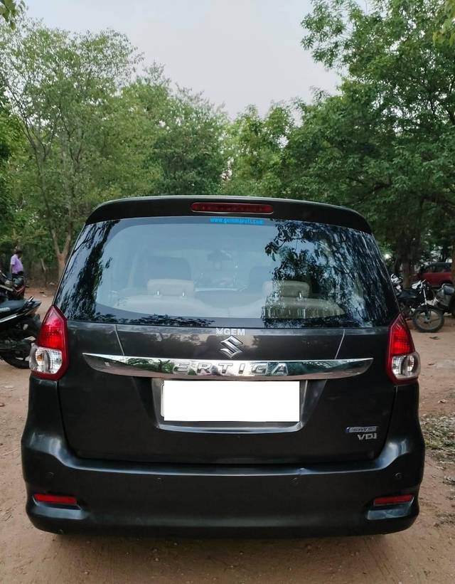 https://images10.gaadi.com/usedcar_image/4512692/original/processed_e9c892b4829e644f0fb325aa44f53bd0.jpg?imwidth=6401