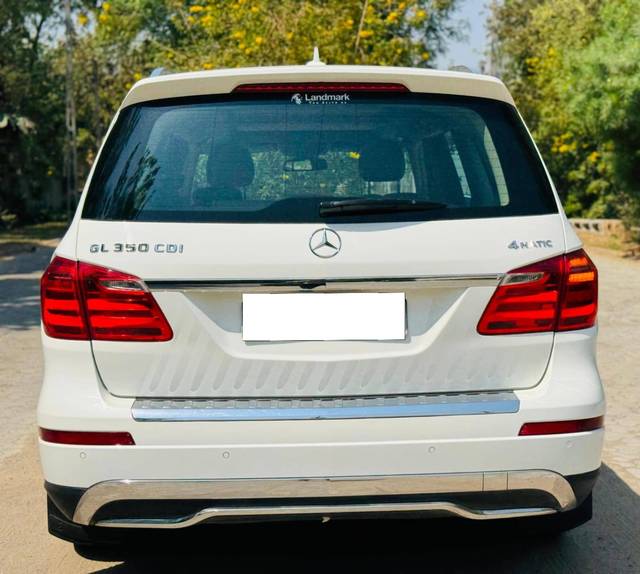 https://images10.gaadi.com/usedcar_image/4512701/original/processed_55c333a357f83850e4202dc7ef23b736.jpg?imwidth=6401