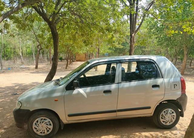 https://images10.gaadi.com/usedcar_image/4512705/original/processed_cdc91f3e49db8ed6770aa5a9bdd814f7.jpg?imwidth=6402