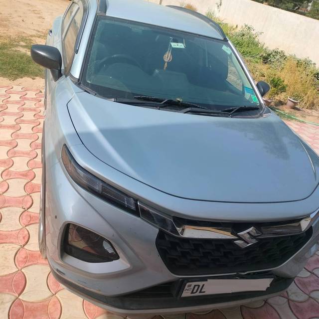 https://images10.gaadi.com/usedcar_image/4512714/original/processed_f01d2b95254d74fd43b1fccea0b4aacb.jpg?imwidth=6402
