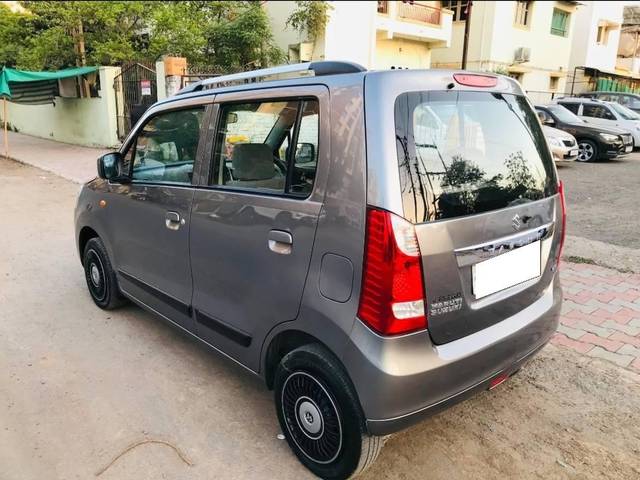 https://images10.gaadi.com/usedcar_image/4512723/original/processed_420b6fbcadf9a243a19dcd7b986aeec8.jpg?imwidth=6402