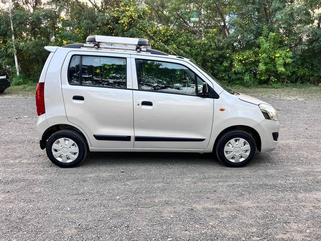 https://images10.gaadi.com/usedcar_image/4512725/original/22894163245b9b7c8365c297b79f3dfe.jpg?imwidth=6401