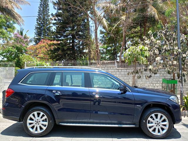 https://images10.gaadi.com/usedcar_image/4512737/original/ec187590bd1637af56394110a44a00e4.jpeg?imwidth=6401
