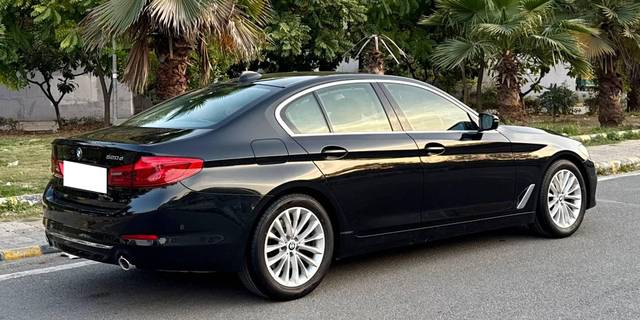https://images10.gaadi.com/usedcar_image/4512769/original/processed_f14dbf565c071414715ccc3aa66375bd.jpeg?imwidth=6402