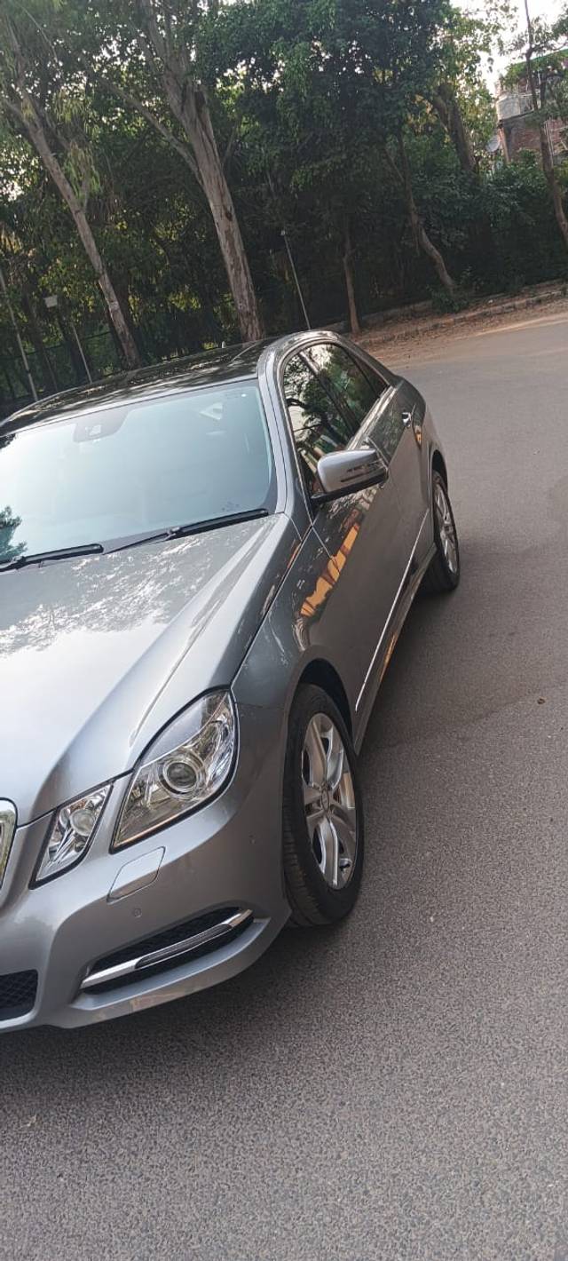 https://images10.gaadi.com/usedcar_image/4512772/original/63c578e2eeb34932429916c032d94f1f.jpeg?imwidth=6402
