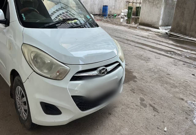 https://images10.gaadi.com/usedcar_image/4512795/original/624d60d6-62d3-4713-9140-39b164eecfed.?imwidth=6402