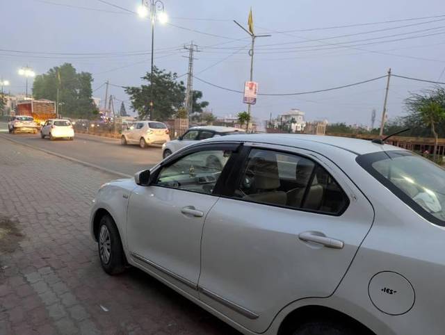 https://images10.gaadi.com/usedcar_image/4512808/original/processed_078b72a9-c2e4-4f99-bfc0-848eb9183ef3.jpg?imwidth=6402