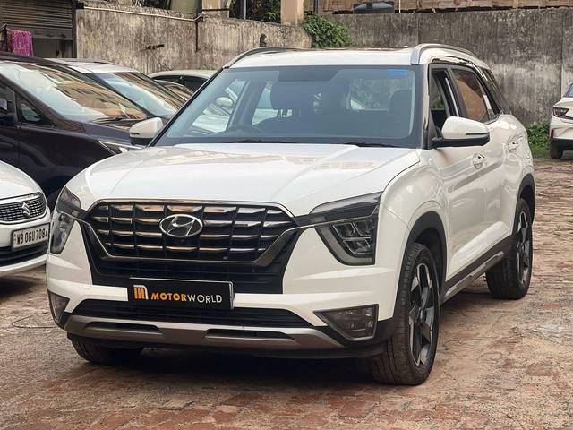 https://images10.gaadi.com/usedcar_image/4512818/original/processed_e444c5f19be006beaec516995a1ee8ac.jpg?imwidth=6402