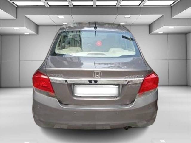 https://images10.gaadi.com/usedcar_image/4512822/original/processed_d4c8d03ed82d7f1971eefd6343fa2385.jpeg?imwidth=6401