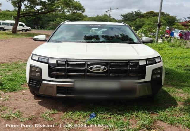 https://images10.gaadi.com/usedcar_image/4512824/original/e57fc14d-ae0a-4fdd-bf0f-004db91057fe.?imwidth=6402